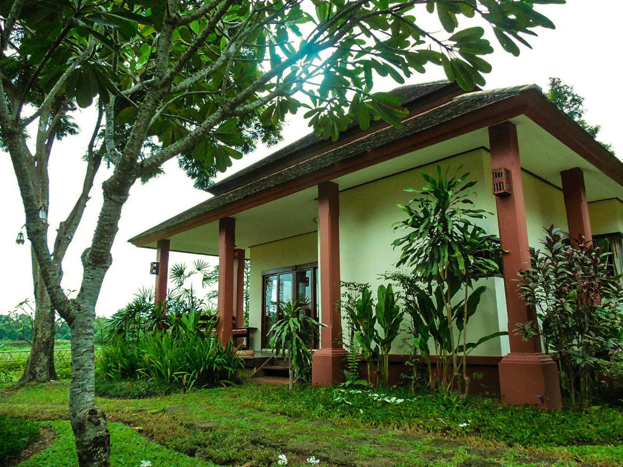 Palm Spa Village Resort Mae Rim Exterior foto